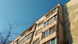 Усвояване на балкон Пласт Маркет